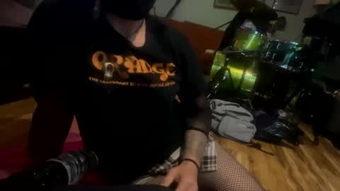 Snapshot of evilslutx chatting on 03-07-25, 01:09 Cloudia Kumz online show from 03-07-25, 01:09