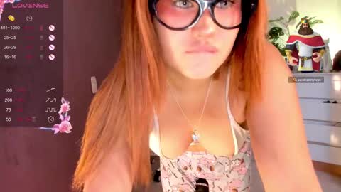 Snapshot of evva_foxxy chatting on 01-12-26, 03:17 evva_foxxy online show from 01-12-26, 03:17
