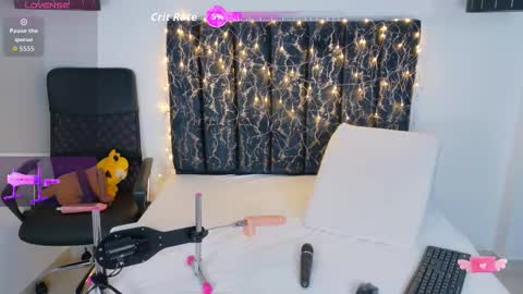 evvaa_moon online show from 11-26-25, 12:28