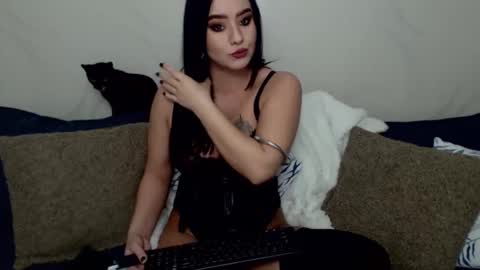 EvvaDomme online show from 02-02-25, 12:57