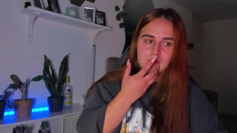 EVY online show from 02-11-26, 02:49