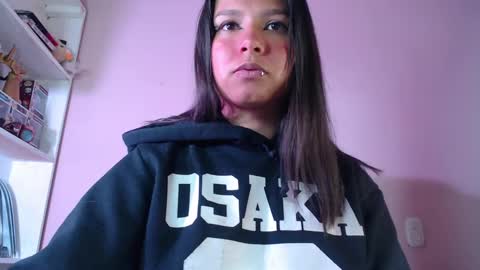 Im Evy online show from 02-06-25, 06:56