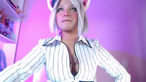 Im Evy online show from 02-09-25, 03:32