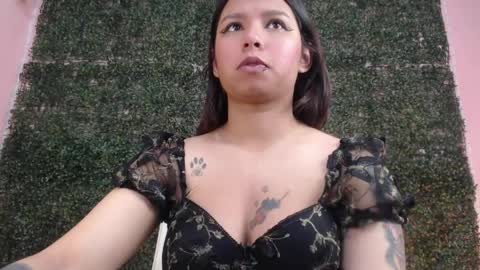 Im Evy online show from 04-12-26, 02:11