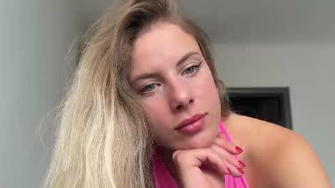 Evy online show from 07-29-26, 12:14
