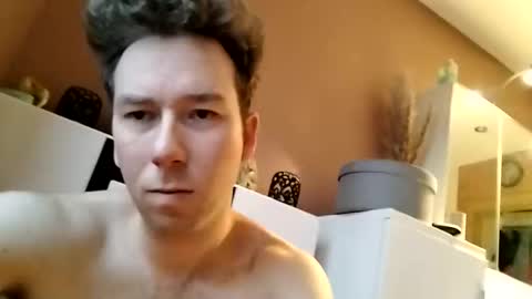 Excuteboy online show from 02-19-26, 04:47