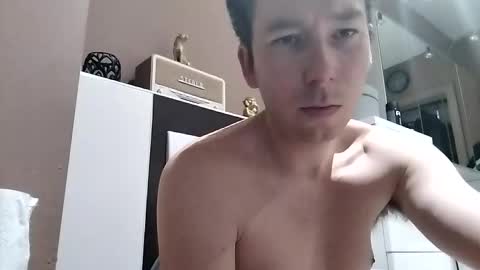 Excuteboy online show from 02-27-26, 04:45