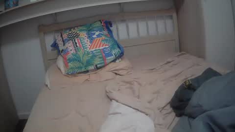 exhibapoil online show from 06-24-26, 05:28
