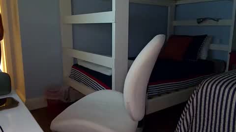 exhibitman69_ldb online show from 04-30-26, 02:18