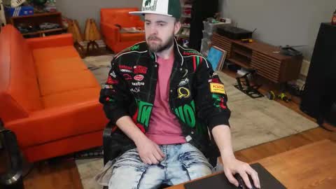 exjockstud online show from 12-15-25, 04:55