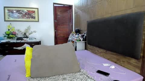 voloptous mommy angel online show from 03-11-25, 06:53