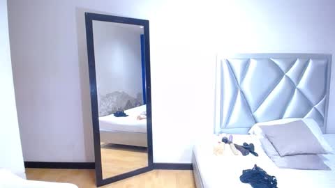 exotic_karmella online show from 02-05-25, 09:18