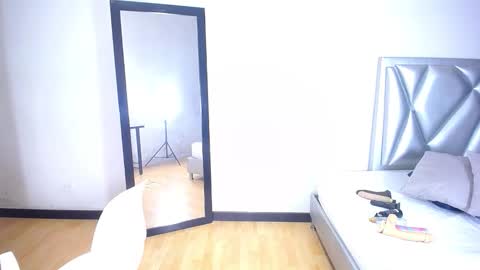 exotic_karmella online show from 11-29-25, 09:51