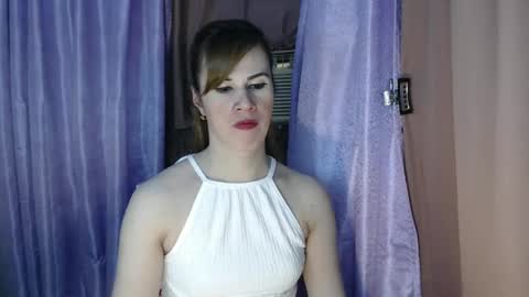 Snapshot of exoticbabes chatting on 03-06-25, 01:27 exoticbabes online show from 03-06-25, 01:27