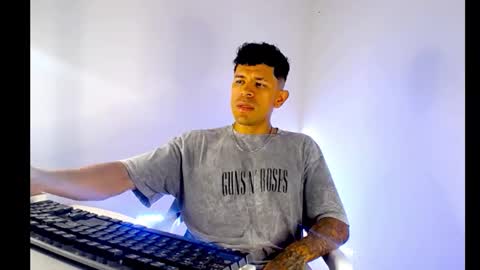 exoticboybigdick online show from 01-17-26, 12:04