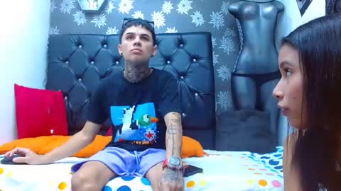 Snapshot of exotichot_couple chatting on 01-08-25, 01:32 exotichot_couple online show from 01-08-25, 01:32