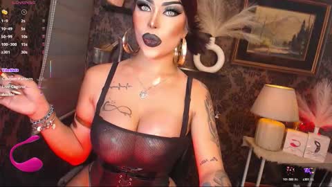 Snapshot of exoticmaria chatting on 10-12-25, 10:31 MARIA online show from 10-12-25, 10:31