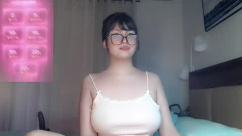 Snapshot of expensive_candyx chatting on 07-14-26, 03:40 Candy online show from 07-14-26, 03:40