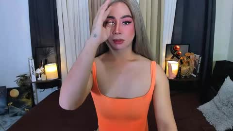expensive_elise online show from 05-15-26, 06:59