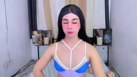 expensive_elise online show from 06-28-26, 07:47