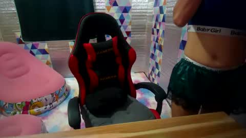 expensive_ruby online show from 05-21-26, 10:44