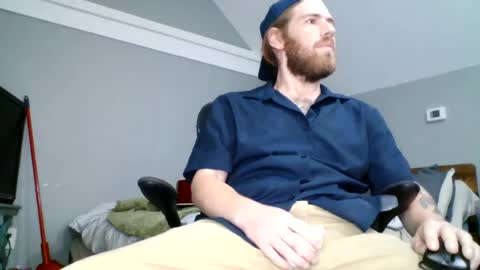 Snapshot of explosive_andyy chatting on 06-15-26, 02:52 Explosivee andyy online show from 06-15-26, 02:52