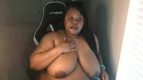 Snapshot of explosivekitty69 chatting on 10-08-25, 11:46 Miss Kitty online show from 10-08-25, 11:46