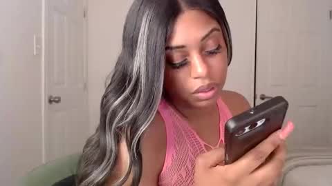 exstacybanks online show from 11-19-25, 04:34