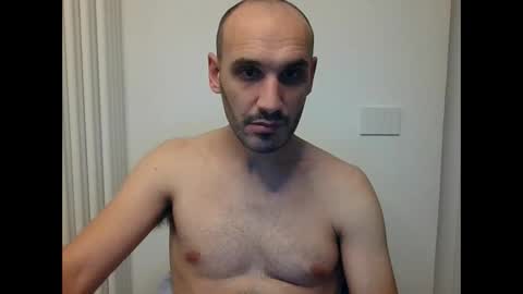 Snapshot of extr0 chatting on 11-14-25, 09:57 Extro online show from 11-14-25, 09:57