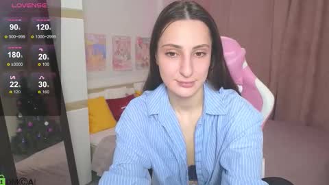 Snapshot of extra_charm chatting on 01-10-26, 08:16 Amelia online show from 01-10-26, 08:16