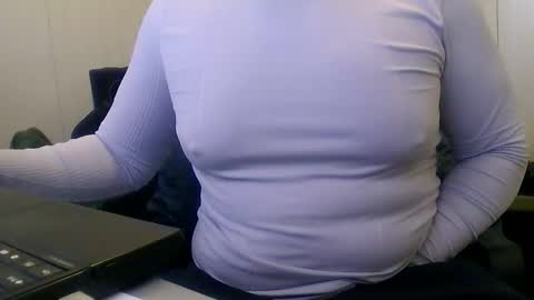 derssing online show from 03-01-26, 07:54