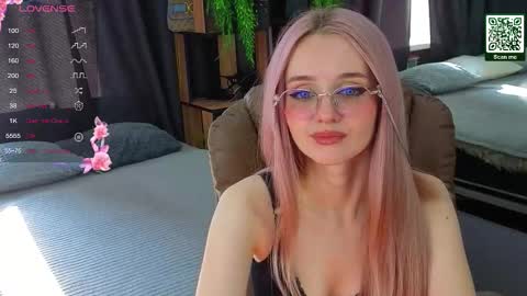 Snapshot of exxxcore_ chatting on 10-15-25, 03:50 exxxcore_ online show from 10-15-25, 03:50