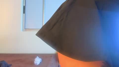 Snapshot of ey_im_simone_ chatting on 06-03-26, 12:19 online show from 06-03-26, 12:19