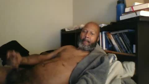 eyequee0007 online show from 02-18-25, 01:54