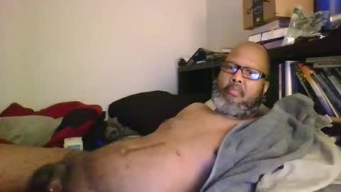 eyequee0007 online show from 10-28-25, 02:04