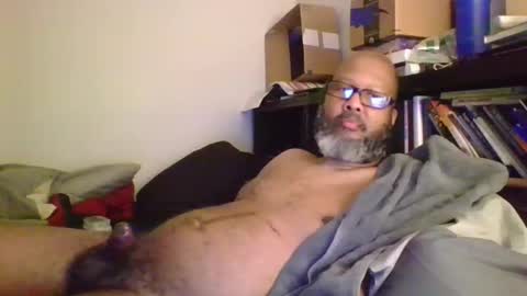 eyequee0007 online show from 01-10-26, 01:40