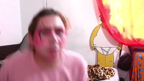 Snapshot of eyesgreenman chatting on 10-10-25, 04:06 eyesgreenman online show from 10-10-25, 04:06