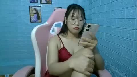 Snapshot of eyewet chatting on 05-26-26, 12:17 Eye online show from 05-26-26, 12:17