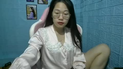 Snapshot of eyewet chatting on 07-06-26, 08:00 Eye online show from 07-06-26, 08:00