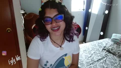 Nadia online show from 12-29-24, 08:58