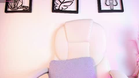 Eyleen online show from 07-28-26, 12:48