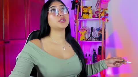 Emily online show from 11-25-25, 09:37