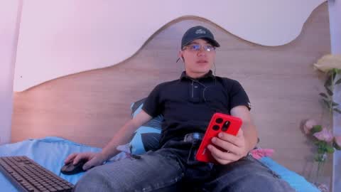 EYTAN online show from 05-22-26, 01:39