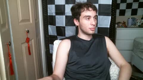 Ezra Naamah online show from 02-02-25, 08:41