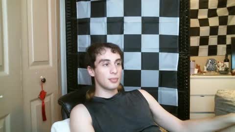 Ezra Naamah online show from 02-13-25, 10:43