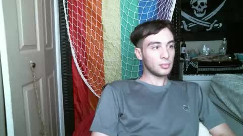 Ezra Naamah online show from 10-15-25, 01:55