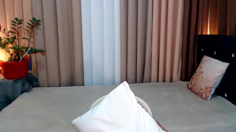 UR SWEET EZRA online show from 12-08-24, 11:14