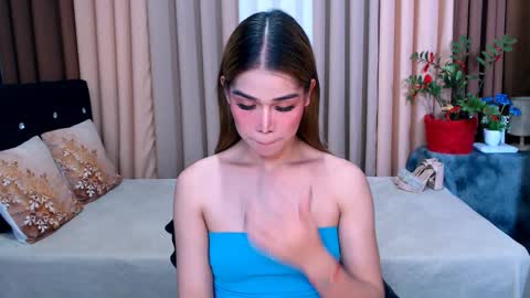 UR SWEET EZRA online show from 01-14-25, 04:50