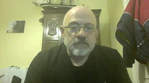 Snapshot of f1zzeek chatting on 04-24-26, 11:51 f1zzeek online show from 04-24-26, 11:51