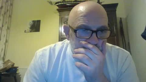 Snapshot of f1zzeek chatting on 04-29-26, 11:55 f1zzeek online show from 04-29-26, 11:55